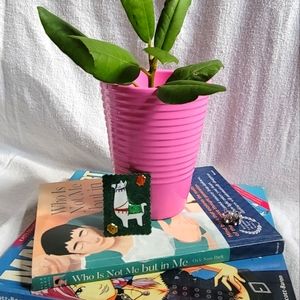 Bubble Pink Rippled Ceramic Pot